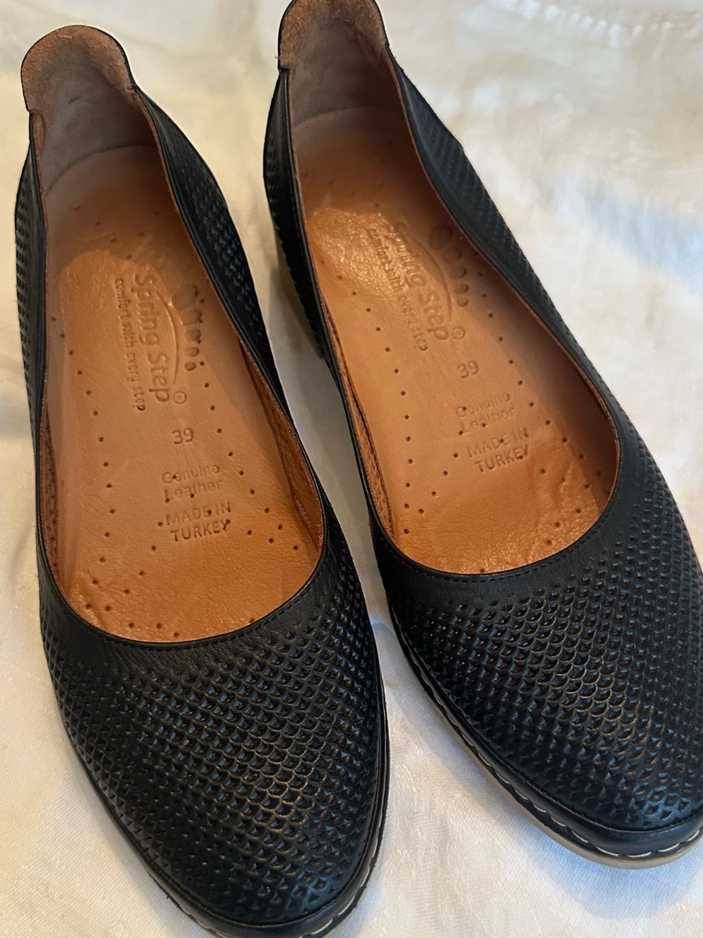 Women’s black slip on shoes 8.5 m (39 European size marked) leather